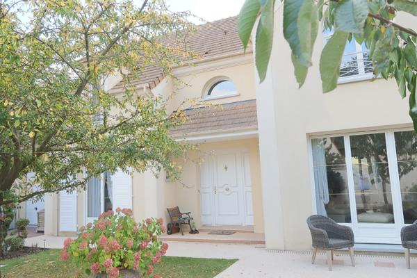 Maison 5 chambres, 3 salles d'eau
