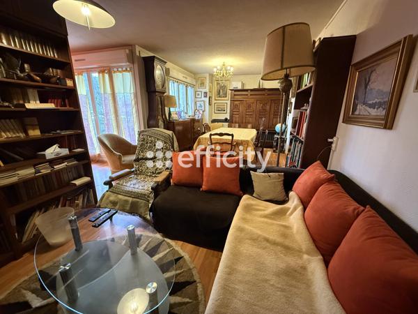 Appartement 5 pièces - 99 m² Exclusivité efficity