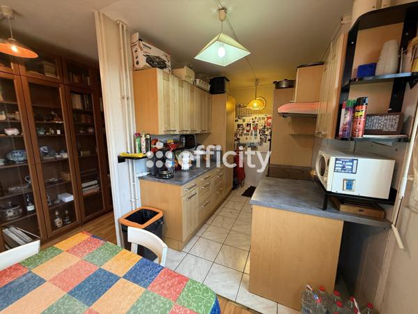 Appartement 5 pièces - 99 m² Exclusivité efficity