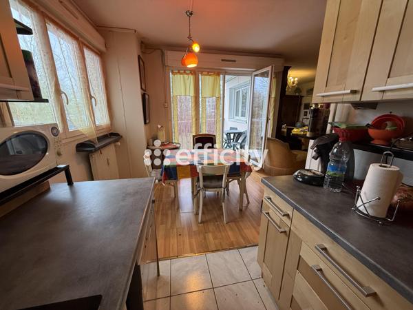 Appartement 5 pièces - 99 m² Exclusivité efficity