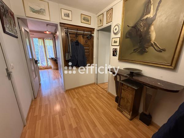 Appartement 5 pièces - 99 m² Exclusivité efficity