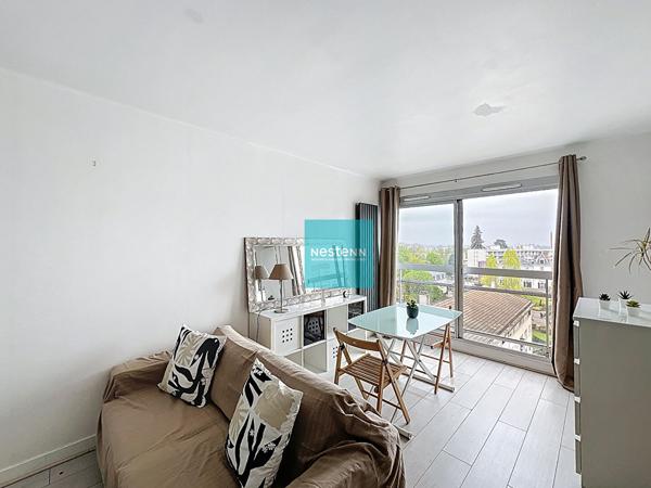 Appartement Franconville - Dernier étage - Centre-Ville - Lumineux et bien agencé