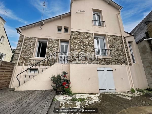 Maison sur sous sol à vendre en plein centre-bourg de Muzillac !