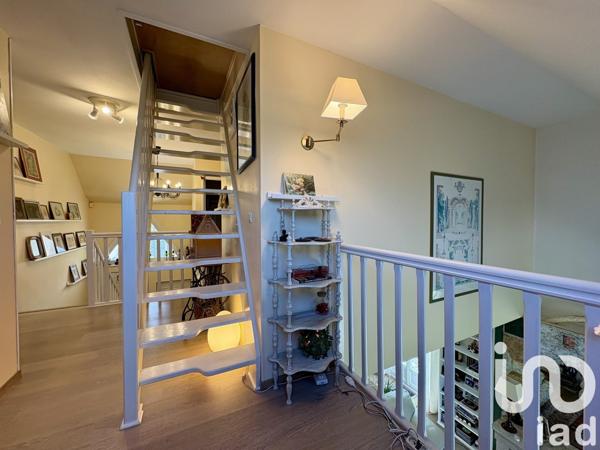 Maison 7 pièces de 180 m² à Marolles-en-Brie (94440)