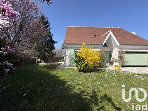 Maison 7 pièces de 180 m² à Marolles-en-Brie (94440)