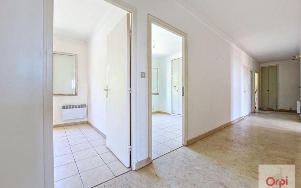 Immeuble à vendre    24 pièces •  Sartène