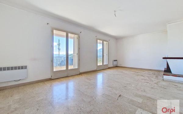 Immeuble à vendre    24 pièces •  Sartène