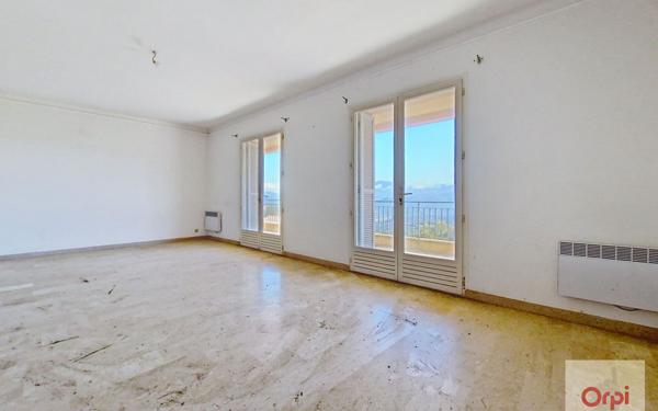 Immeuble à vendre    24 pièces •  Sartène