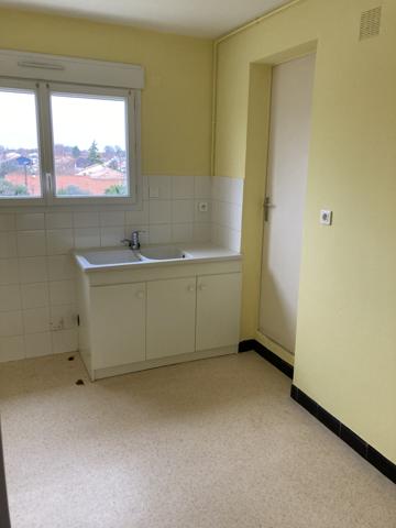 LOCATION Appartement 3 pièces 76m² NIORT