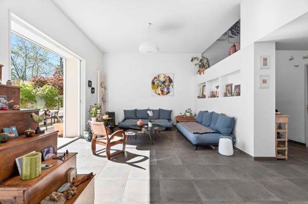 Exclusivité - Maison de ville - Coeur Mazargues