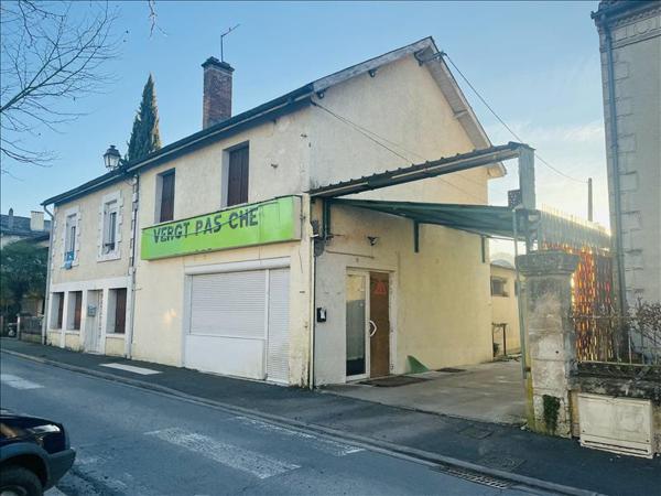 Maison à vendre |  Vergt |  2 pièces | 230 m²