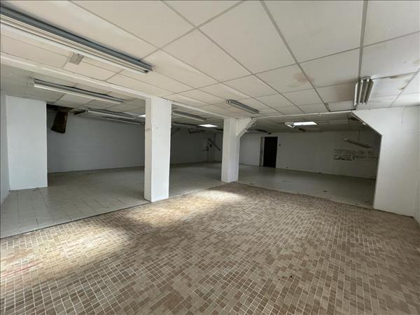 Maison à vendre |  Vergt |  2 pièces | 230 m²