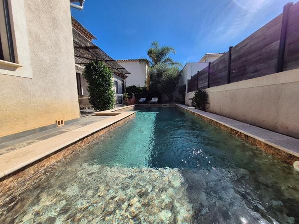 Maison Six Fours Les Plages 6 pièces 153 m2
