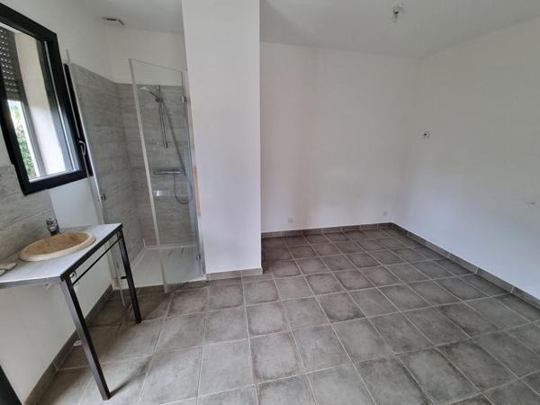 Maison Six Fours Les Plages 6 pièces 153 m2