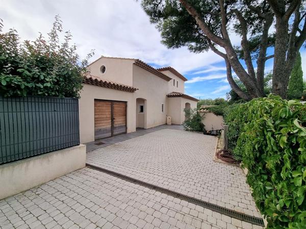 Maison Six Fours Les Plages 6 pièces 153 m2