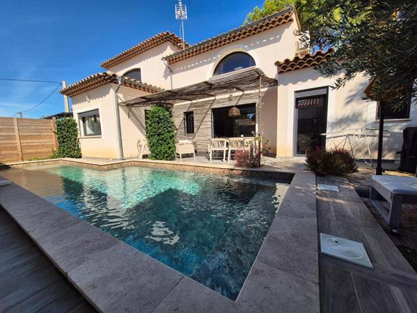 Maison Six Fours Les Plages 6 pièces 153 m2