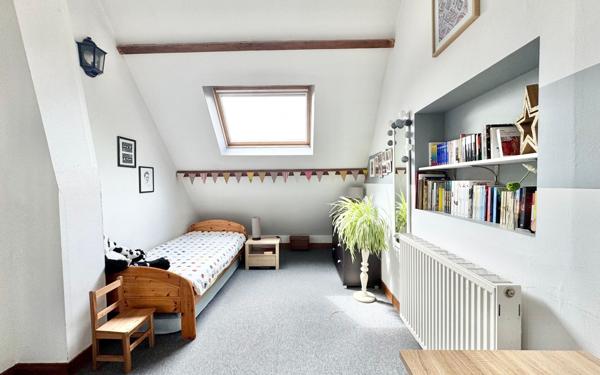 Maison à vendre    8 pièces • 186,18 m2 Chartres