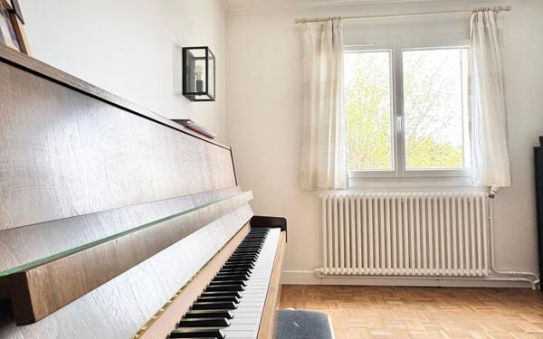 Maison à vendre    8 pièces • 186,18 m2 Chartres