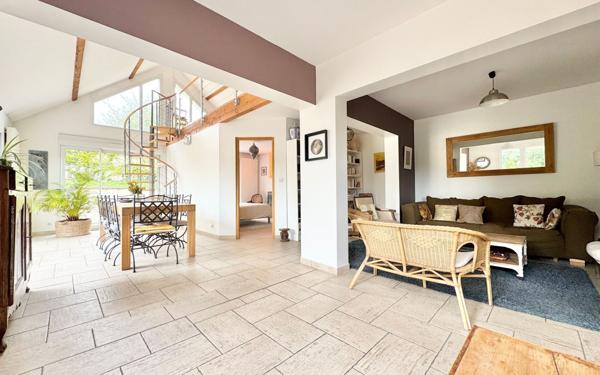 Maison à vendre    8 pièces • 186,18 m2 Chartres