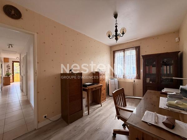 Maison individuelle - vie de plain pied - 3 chambres - sous-sol total - jardin