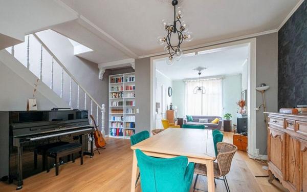 Maison à vendre    6 pièces • 153,45 m2 Valenciennes