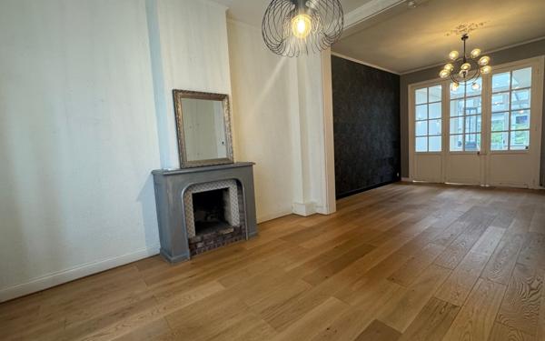 Maison à vendre    6 pièces • 153,45 m2 Valenciennes