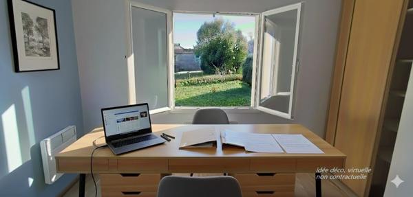 Maison récente à vendre 6 pièces NERSAC (16) . 4 chambres. 1 s de bains, 1 salle d'eau. 2 WC. Terrain clos.