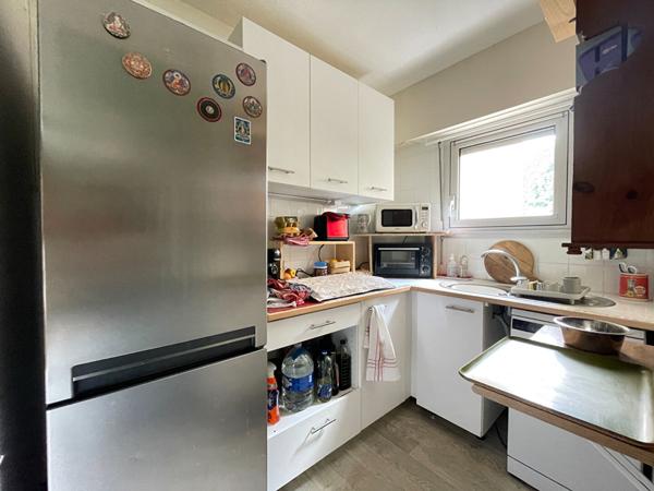 A vendre, dans le centre de Périgueux (24) en résidence de standing superbe appartement type 2