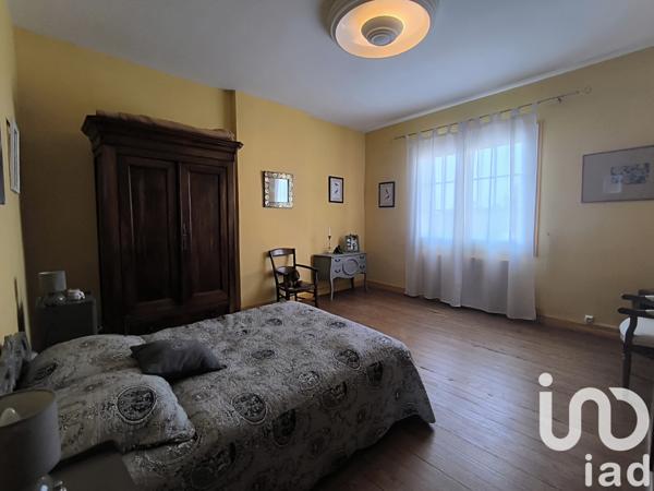 Maison à vendre 8 pièces 230 m² Port-Sainte-Foy-et-Ponchapt