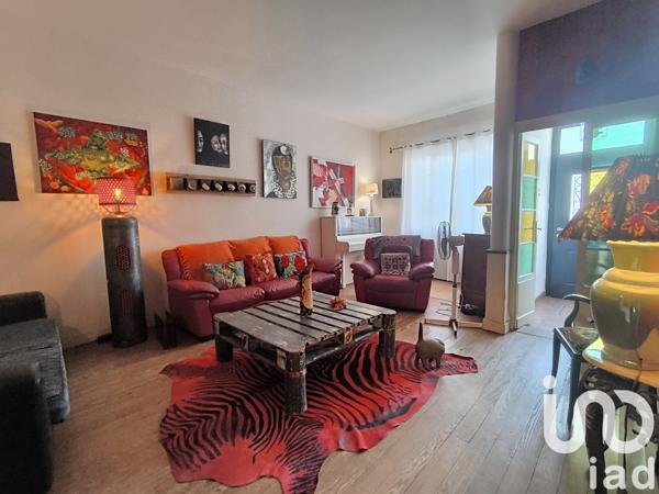 Maison à vendre 8 pièces 230 m² Port-Sainte-Foy-et-Ponchapt