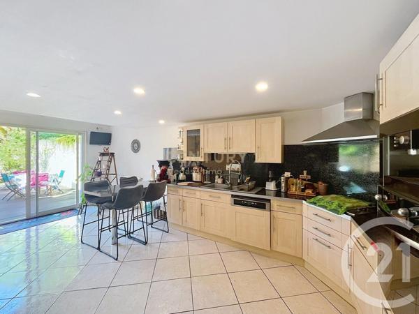 Maison à vendre  4 pièces - 155 m2 LAVERUNE - 34