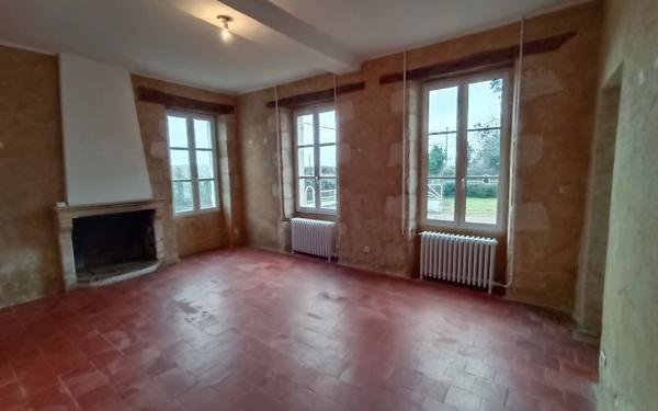 Maison à louer    3 pièces •  Origny-le-Roux