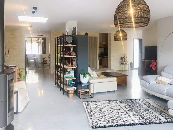Maison à vendre 551 200 € Ludon-Médoc 6 p 217 m² DPE C