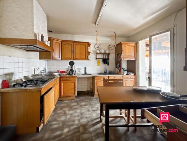 Maison familiale entre Montbard et Venarey