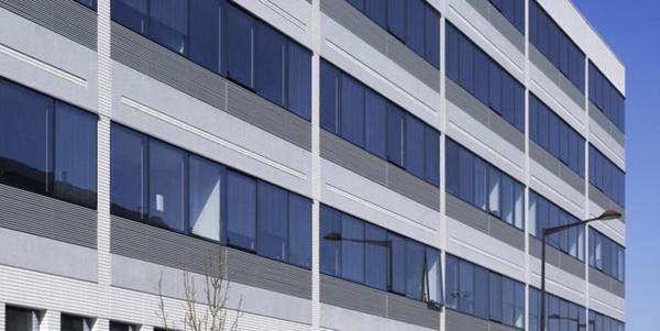 Bureaux à louer à MONTIGNY LE BRETONNEUX 78180