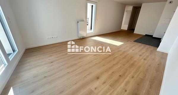 Location Appartement 3 pièces 78.09 m² - Châtenay-malabry 92290