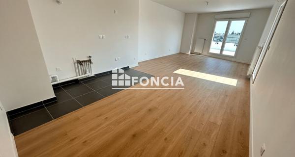 Location Appartement 3 pièces 78.09 m² - Châtenay-malabry 92290