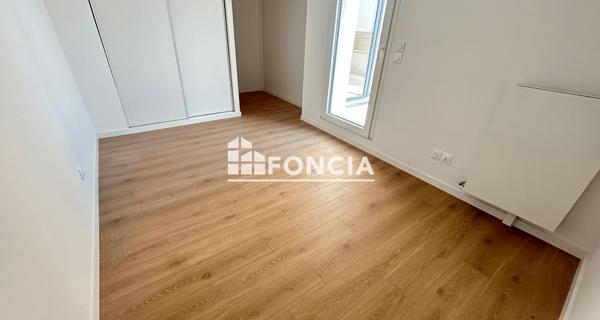 Location Appartement 3 pièces 78.09 m² - Châtenay-malabry 92290