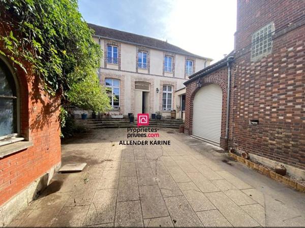 Maison Sens 9 pièce(s) 245 m2