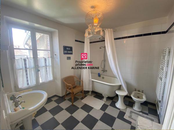 Maison Sens 9 pièce(s) 245 m2