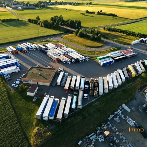 RESTAURANT ROUTIER DE RENOM AVEC FORT POTENTIEL