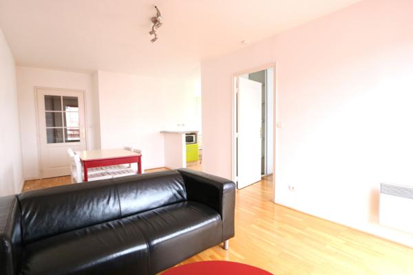 ORLEANS - Appartement 2  pièces de 45 m²  avec balcon - Barrière St-Marc MEUBLÉ