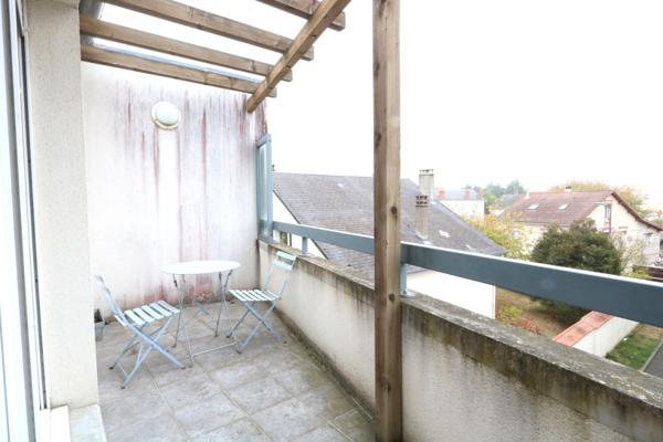 ORLEANS - Appartement 2  pièces de 45 m²  avec balcon - Barrière St-Marc MEUBLÉ