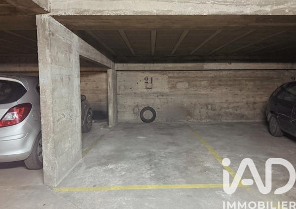 Parking à vendre 11 m² Paris 20