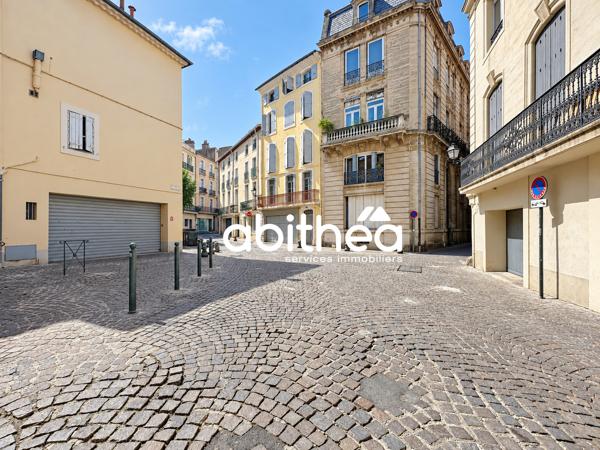 Superbe appartement T3 lumineux et traversant en plein centre historique