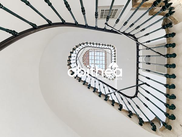 Superbe appartement T3 lumineux et traversant en plein centre historique