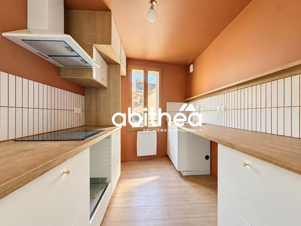 Superbe appartement T3 lumineux et traversant en plein centre historique