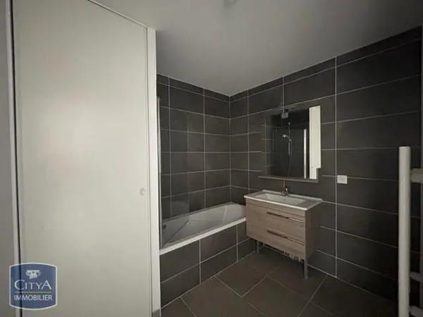Appartement à louer 2 pièces 46.21m² Villefranche-sur-Saône (69400)