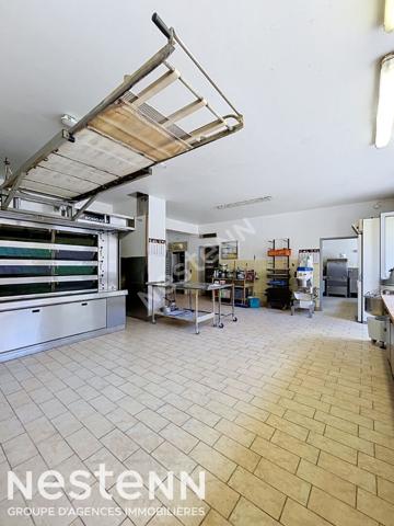 Immeuble à vendre à Ernolsheim/Bruche - 12 pièces, 530 m², Boulangerie/Pâtisserie ,jardin, garage