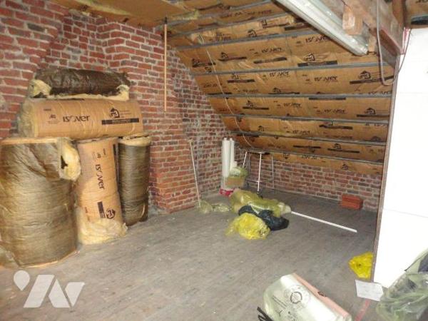 EXCLUSIVITE - A VENDRE sur HAZEBROUCK dans le NORD (59) - MAISON style 1930 sur et avec un terr...